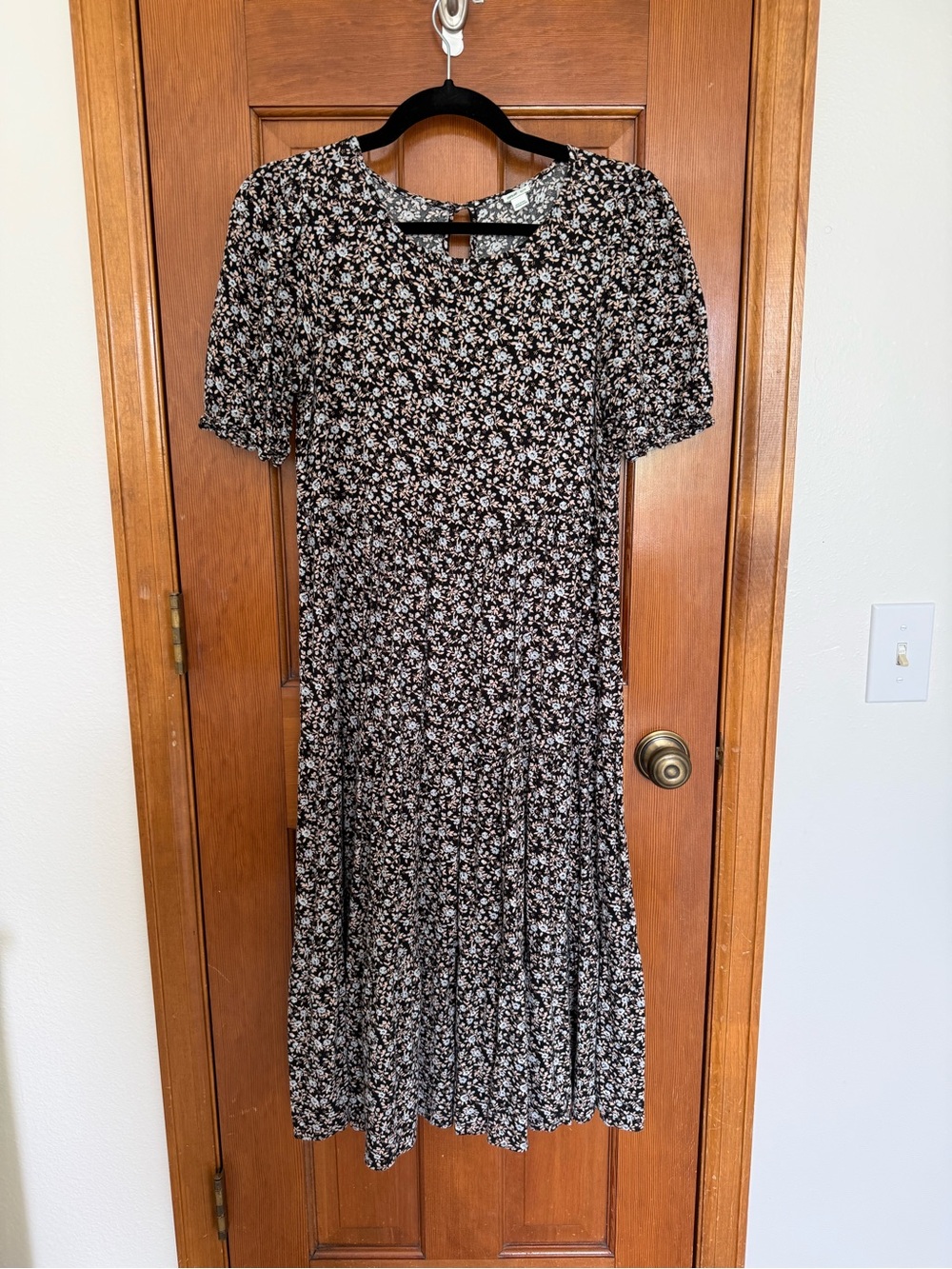 aerie Black Prairie Puff Sleeve Dress with White and Light Pink Floral Print